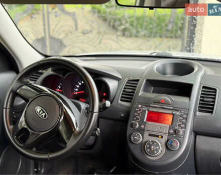 Серый Киа Soul, объемом двигателя 1.6 л и пробегом 260 тыс. км за 7199 $, фото 13 на Automoto.ua