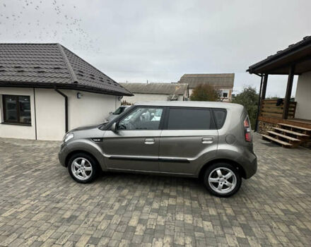 Киа Soul 2009 в Виннице на Automoto.ua Серый Киа Soul, объемом двигателя 1.6 л и пробегом 163 тыс. км за 7700 $, фото 15 на Automoto.ua