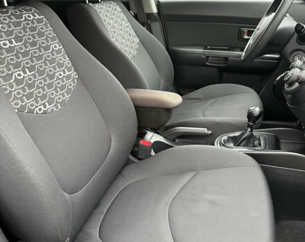 Киа Soul 2009 в Виннице на Automoto.ua Серый Киа Soul, объемом двигателя 1.6 л и пробегом 163 тыс. км за 7700 $, фото 30 на Automoto.ua