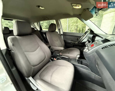 Серый Киа Soul, объемом двигателя 1.6 л и пробегом 260 тыс. км за 7199 $, фото 15 на Automoto.ua