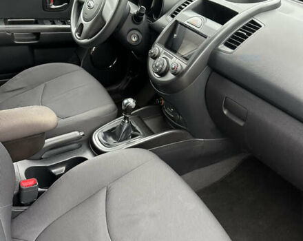 Киа Soul 2009 в Виннице на Automoto.ua Серый Киа Soul, объемом двигателя 1.6 л и пробегом 163 тыс. км за 7700 $, фото 25 на Automoto.ua