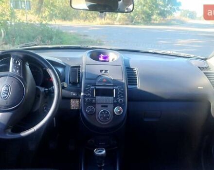 Сірий Кіа Soul, об'ємом двигуна 1.6 л та пробігом 147 тис. км за 6300 $, фото 10 на Automoto.ua
