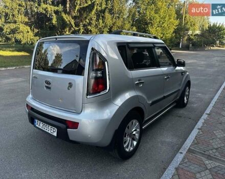 Серый Киа Soul, объемом двигателя 1.6 л и пробегом 123 тыс. км за 8500 $, фото 5 на Automoto.ua