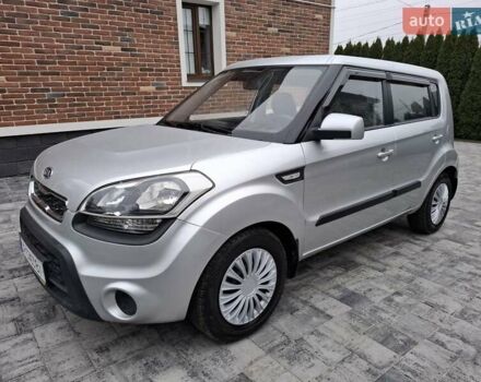 Сірий Кіа Soul, об'ємом двигуна 1.59 л та пробігом 86 тис. км за 6900 $, фото 19 на Automoto.ua