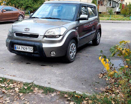 Серый Киа Soul, объемом двигателя 1.6 л и пробегом 109 тыс. км за 8300 $, фото 1 на Automoto.ua