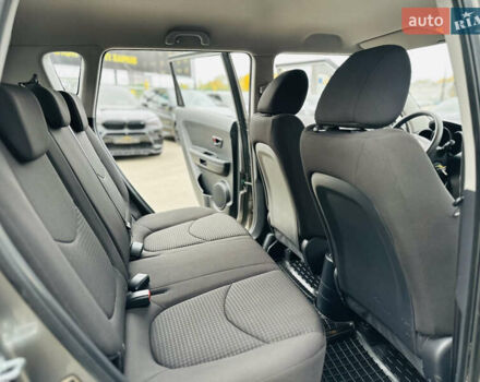 Серый Киа Soul, объемом двигателя 1.6 л и пробегом 18 тыс. км за 10500 $, фото 17 на Automoto.ua