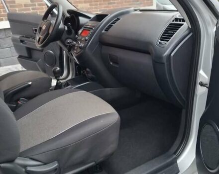 Сірий Кіа Soul, об'ємом двигуна 1.59 л та пробігом 86 тис. км за 6900 $, фото 51 на Automoto.ua