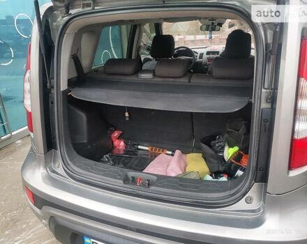 Серый Киа Soul, объемом двигателя 1.6 л и пробегом 280 тыс. км за 6750 $, фото 6 на Automoto.ua