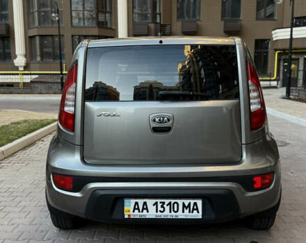 Серый Киа Soul, объемом двигателя 1.59 л и пробегом 203 тыс. км за 7500 $, фото 11 на Automoto.ua