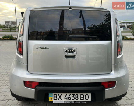 Серый Киа Soul, объемом двигателя 1.59 л и пробегом 83 тыс. км за 8300 $, фото 3 на Automoto.ua
