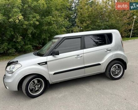 Серый Киа Soul, объемом двигателя 1.6 л и пробегом 275 тыс. км за 5999 $, фото 30 на Automoto.ua