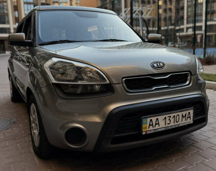 Серый Киа Soul, объемом двигателя 1.59 л и пробегом 203 тыс. км за 7500 $, фото 2 на Automoto.ua