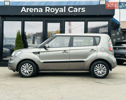 Серый Киа Soul, объемом двигателя 1.6 л и пробегом 18 тыс. км за 10500 $, фото 4 на Automoto.ua