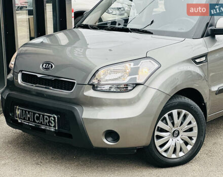 Сірий Кіа Soul, об'ємом двигуна 1.6 л та пробігом 18 тис. км за 9999 $, фото 1 на Automoto.ua