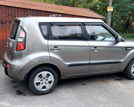 Серый Киа Soul, объемом двигателя 1.6 л и пробегом 109 тыс. км за 8300 $, фото 5 на Automoto.ua