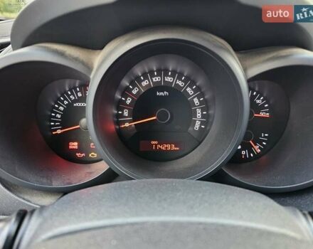 Серый Киа Soul, объемом двигателя 1.6 л и пробегом 114 тыс. км за 8300 $, фото 6 на Automoto.ua