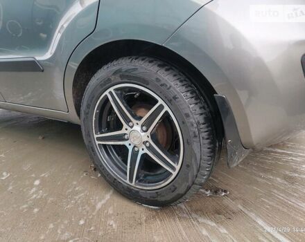 Серый Киа Soul, объемом двигателя 1.6 л и пробегом 280 тыс. км за 6750 $, фото 3 на Automoto.ua