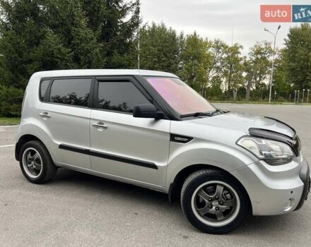 Серый Киа Soul, объемом двигателя 1.6 л и пробегом 275 тыс. км за 5999 $, фото 4 на Automoto.ua