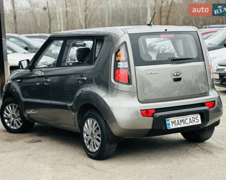 Сірий Кіа Soul, об'ємом двигуна 1.6 л та пробігом 18 тис. км за 9999 $, фото 13 на Automoto.ua