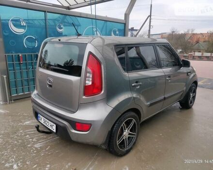 Серый Киа Soul, объемом двигателя 1.6 л и пробегом 280 тыс. км за 6750 $, фото 5 на Automoto.ua