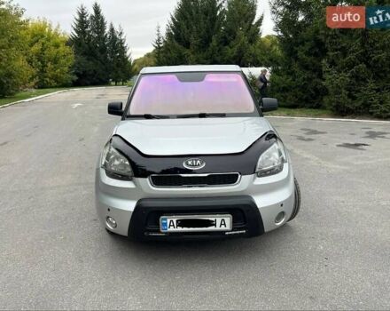 Серый Киа Soul, объемом двигателя 1.6 л и пробегом 275 тыс. км за 5999 $, фото 28 на Automoto.ua
