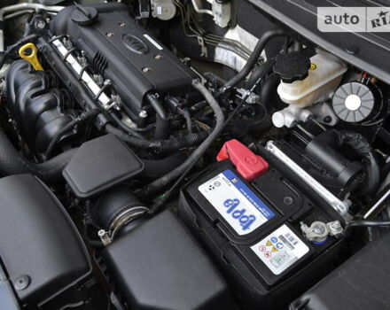 Сірий Кіа Soul, об'ємом двигуна 1.6 л та пробігом 114 тис. км за 7800 $, фото 21 на Automoto.ua