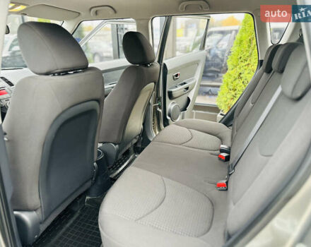 Серый Киа Soul, объемом двигателя 1.6 л и пробегом 18 тыс. км за 10500 $, фото 15 на Automoto.ua