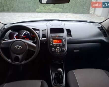 Сірий Кіа Soul, об'ємом двигуна 1.59 л та пробігом 86 тис. км за 6900 $, фото 54 на Automoto.ua