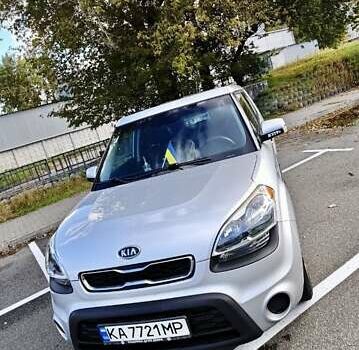 Серый Киа Soul, объемом двигателя 1.59 л и пробегом 184 тыс. км за 8500 $, фото 4 на Automoto.ua