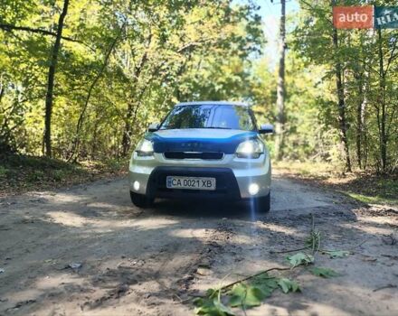Серый Киа Soul, объемом двигателя 1.58 л и пробегом 209 тыс. км за 7800 $, фото 18 на Automoto.ua