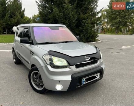 Серый Киа Soul, объемом двигателя 1.6 л и пробегом 275 тыс. км за 5999 $, фото 21 на Automoto.ua