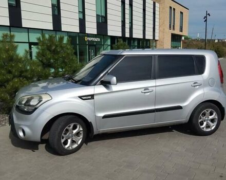 Серый Киа Soul, объемом двигателя 1.59 л и пробегом 263 тыс. км за 7900 $, фото 1 на Automoto.ua