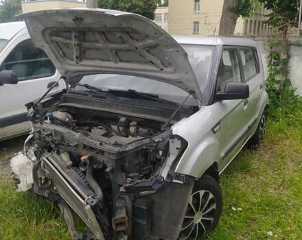 Сірий Кіа Soul, об'ємом двигуна 1.59 л та пробігом 234 тис. км за 3500 $, фото 2 на Automoto.ua