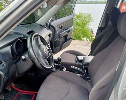 Сірий Кіа Soul, об'ємом двигуна 1.59 л та пробігом 188 тис. км за 8100 $, фото 2 на Automoto.ua
