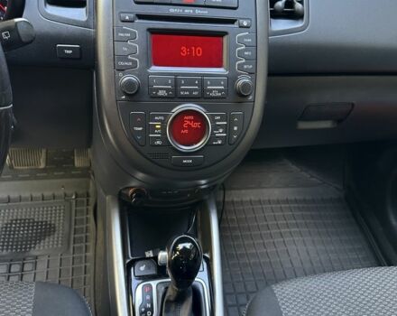 Сірий Кіа Soul, об'ємом двигуна 1.6 л та пробігом 104 тис. км за 7500 $, фото 13 на Automoto.ua