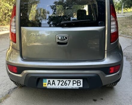 Сірий Кіа Soul, об'ємом двигуна 1.6 л та пробігом 104 тис. км за 7500 $, фото 6 на Automoto.ua