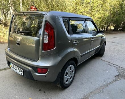 Сірий Кіа Soul, об'ємом двигуна 1.6 л та пробігом 104 тис. км за 7500 $, фото 5 на Automoto.ua