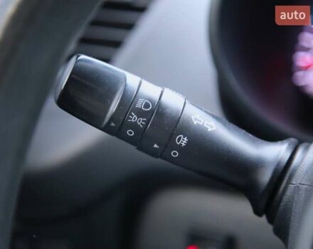 Серый Киа Soul, объемом двигателя 1.59 л и пробегом 154 тыс. км за 7900 $, фото 19 на Automoto.ua