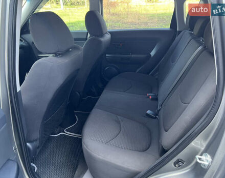 Сірий Кіа Soul, об'ємом двигуна 1.59 л та пробігом 152 тис. км за 8400 $, фото 18 на Automoto.ua