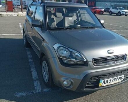 Серый Киа Soul, объемом двигателя 1.58 л и пробегом 100 тыс. км за 8500 $, фото 1 на Automoto.ua