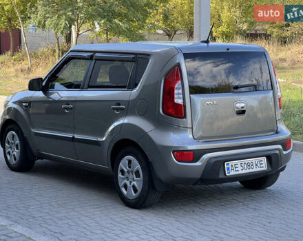 Сірий Кіа Soul, об'ємом двигуна 1.59 л та пробігом 152 тис. км за 8400 $, фото 6 на Automoto.ua