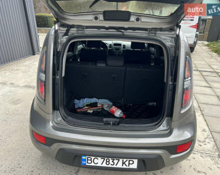 Киа Soul 2013 в Трускавце на Automoto.ua Серый Киа Soul, объемом двигателя 1.59 л и пробегом 141 тыс. км за 7400 $, фото 23 на Automoto.ua