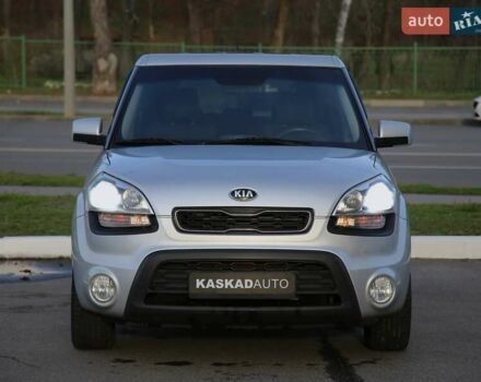 Серый Киа Soul, объемом двигателя 1.59 л и пробегом 154 тыс. км за 7900 $, фото 1 на Automoto.ua