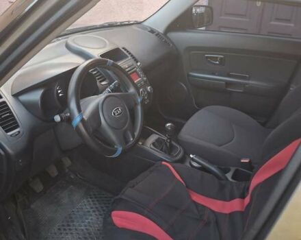 Серый Киа Soul, объемом двигателя 1.59 л и пробегом 80 тыс. км за 7599 $, фото 3 на Automoto.ua