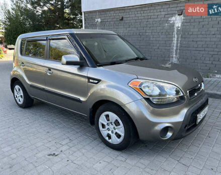 Сірий Кіа Soul, об'ємом двигуна 1.59 л та пробігом 152 тис. км за 8400 $, фото 8 на Automoto.ua