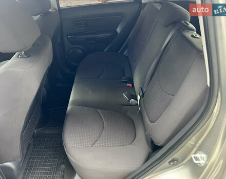 Киа Soul 2013 в Трускавце на Automoto.ua Серый Киа Soul, объемом двигателя 1.59 л и пробегом 141 тыс. км за 7400 $, фото 13 на Automoto.ua