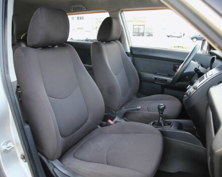 Серый Киа Soul, объемом двигателя 1.6 л и пробегом 154 тыс. км за 7900 $, фото 9 на Automoto.ua