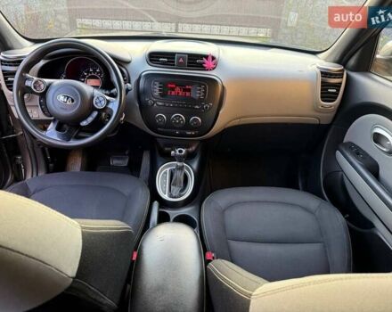 Серый Киа Soul, объемом двигателя 2 л и пробегом 240 тыс. км за 9200 $, фото 12 на Automoto.ua