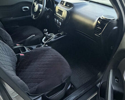 Серый Киа Soul, объемом двигателя 1.6 л и пробегом 160 тыс. км за 9250 $, фото 15 на Automoto.ua