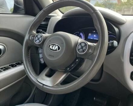 Серый Киа Soul, объемом двигателя 0 л и пробегом 98 тыс. км за 6850 $, фото 3 на Automoto.ua